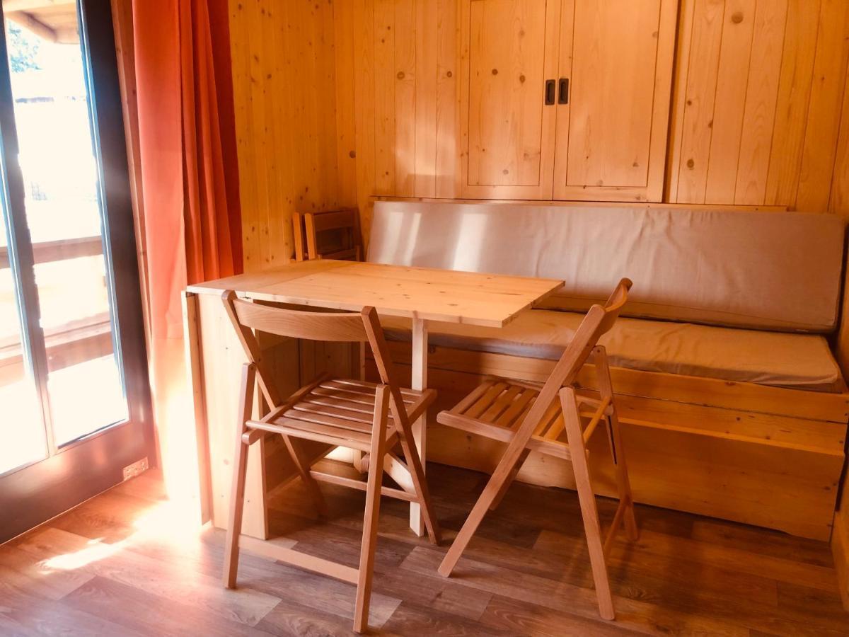 Lodges Du Camping Les 4 Saisons Grane Bagian luar foto