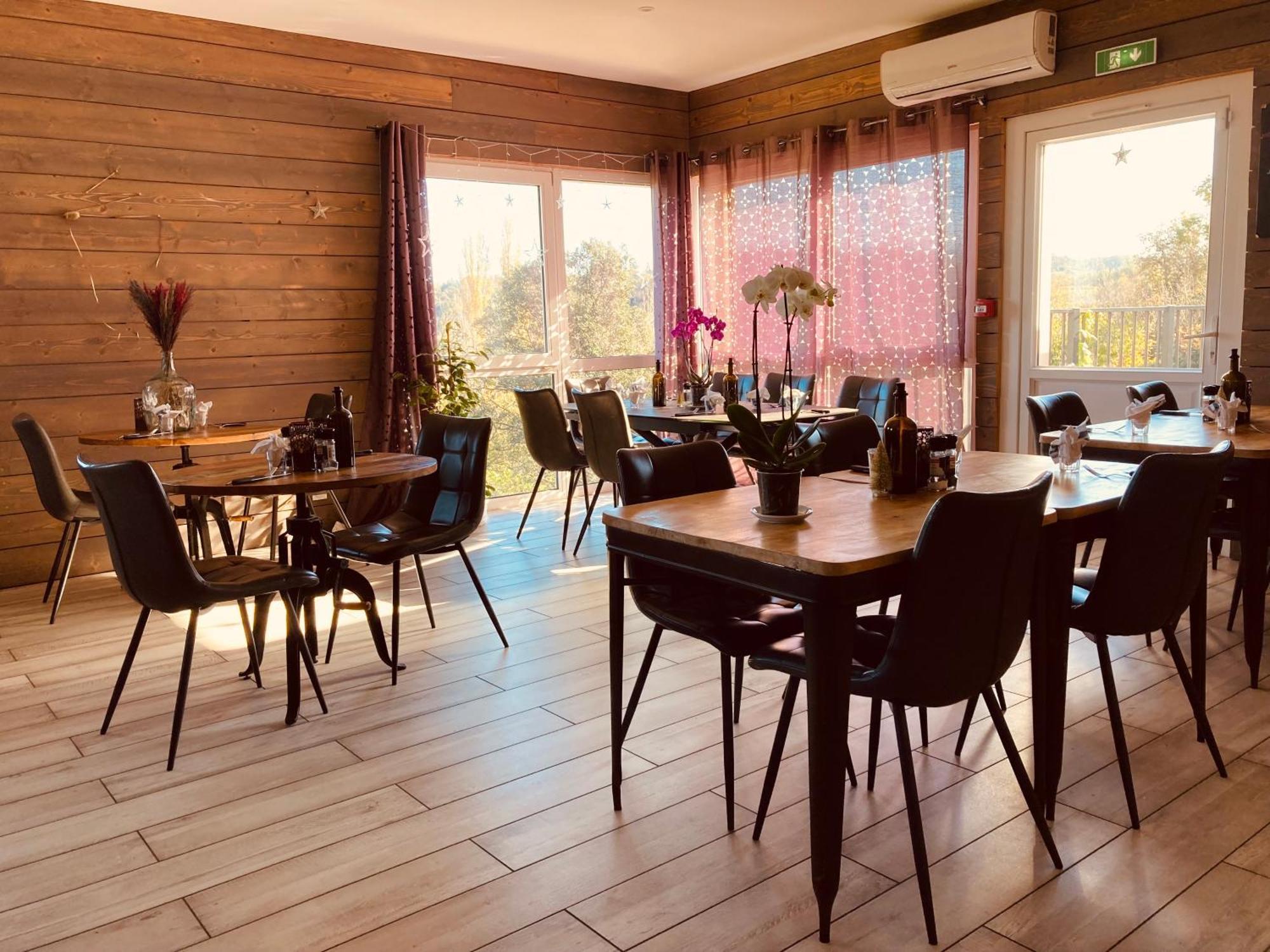 Lodges Du Camping Les 4 Saisons Grane Bagian luar foto